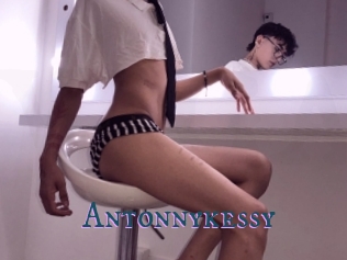 antonnykessy Video gay streaming