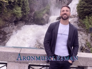 aronmusclesman Video gay streaming